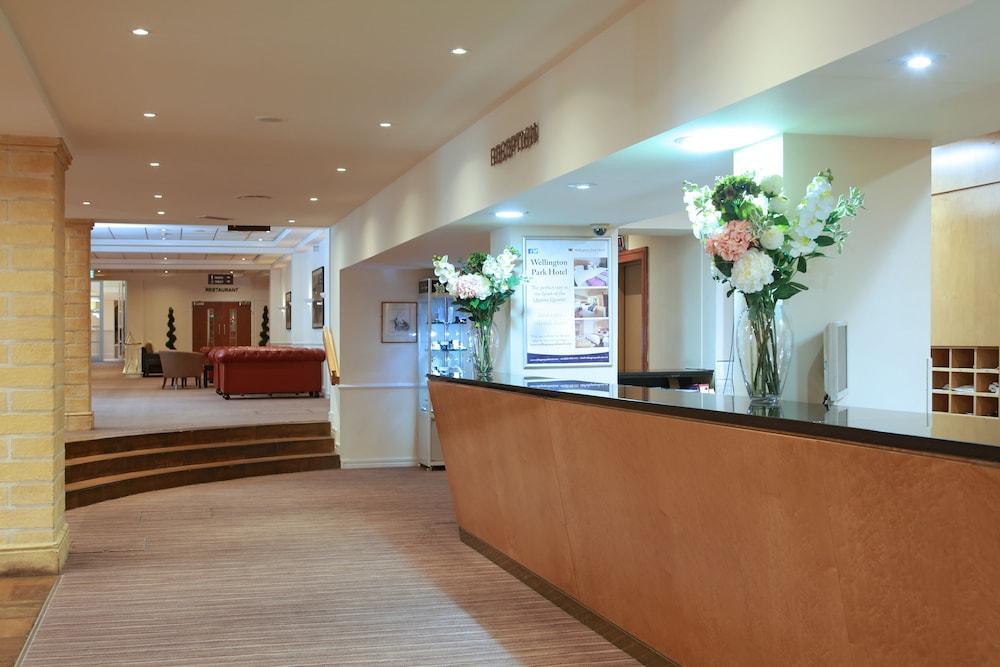 Wellington Park Hotel ベルファスト エクステリア 写真