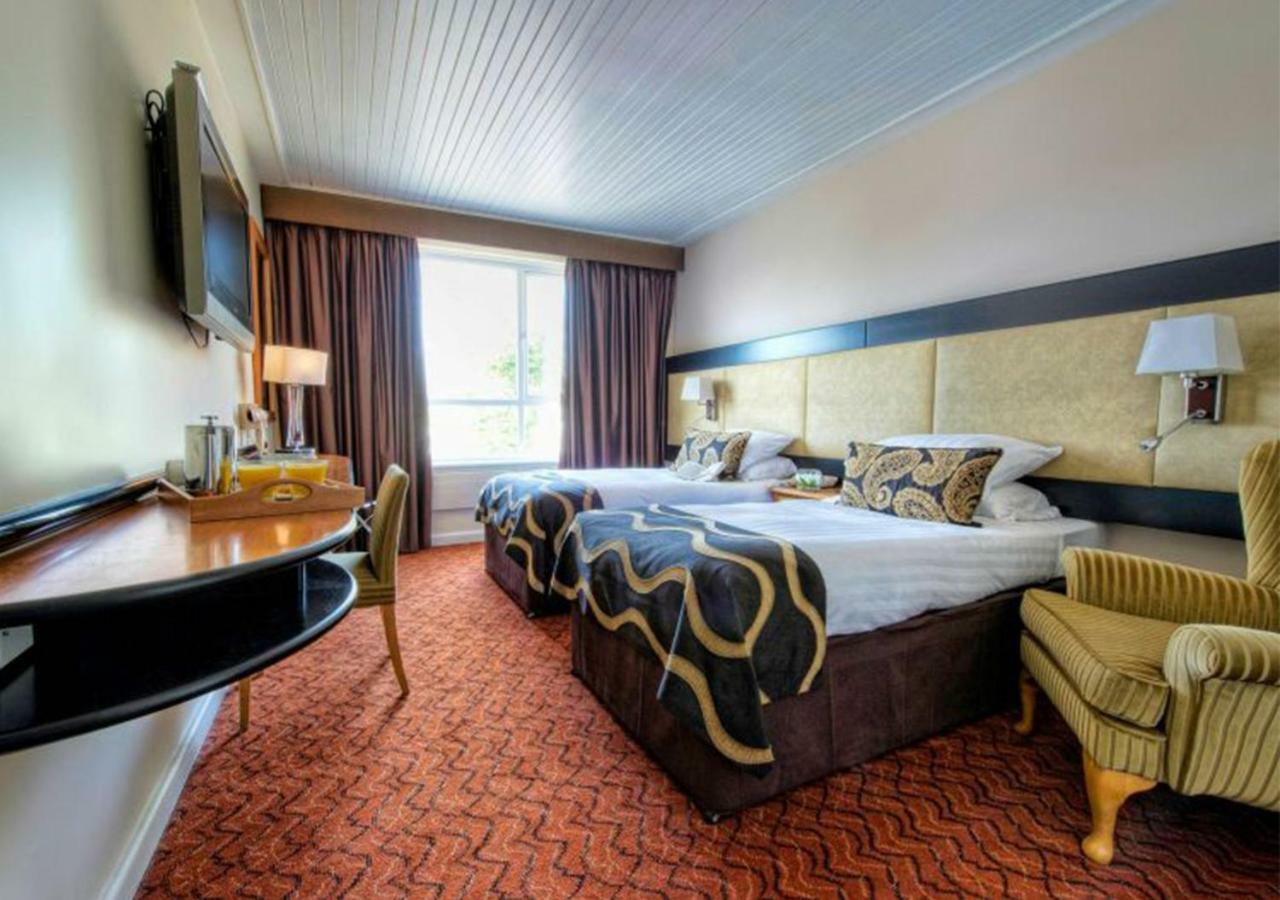 Wellington Park Hotel ベルファスト エクステリア 写真